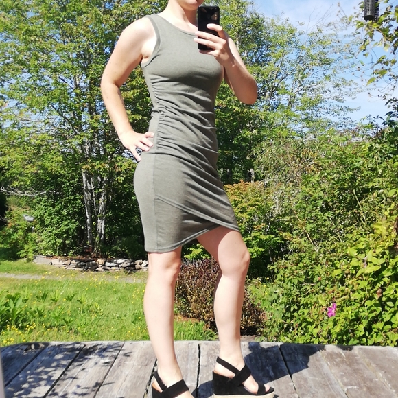 Leith dress - Picture 8 of 8